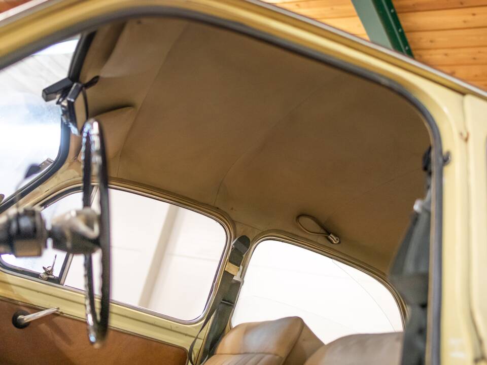 Image 11/20 of Steyr-Puch 1100 (1960)