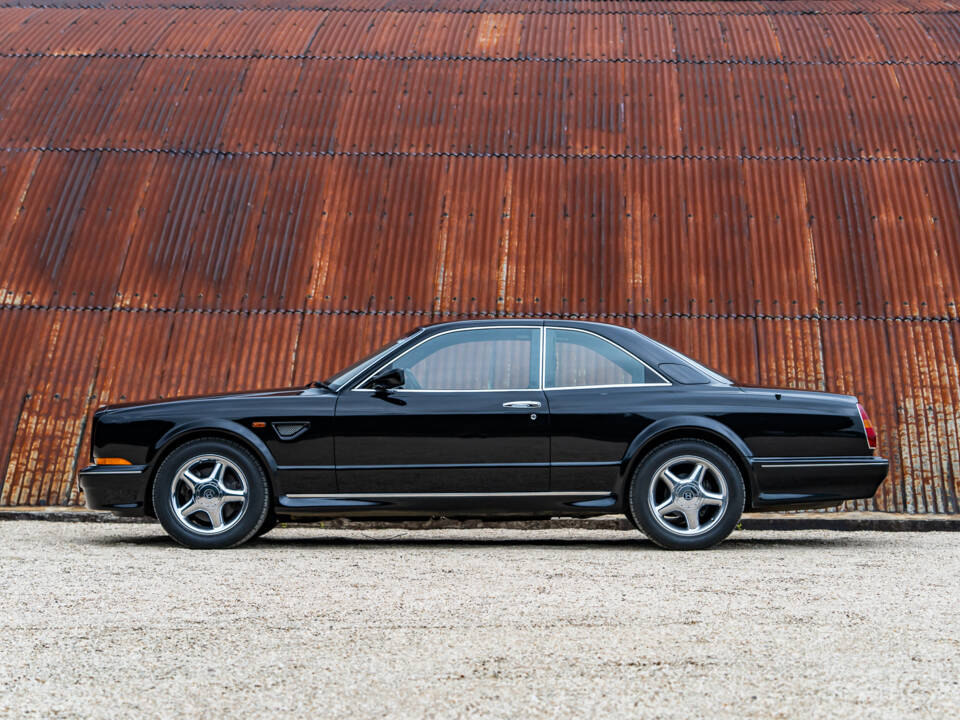 Afbeelding 14/35 van Bentley Continental T (2002)