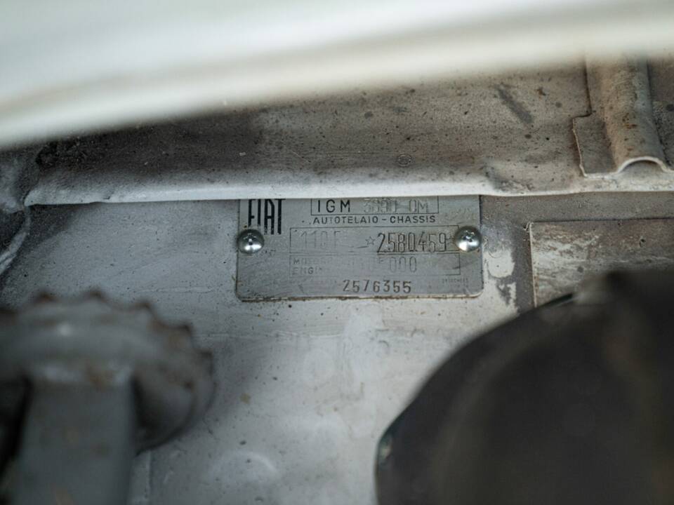 Image 44/50 of FIAT 500 F (1970)