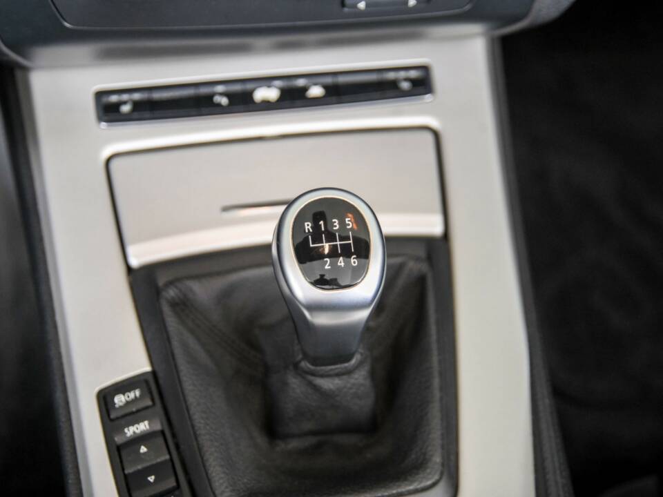 Image 31/50 of BMW Z4 sDrive23i (2009)