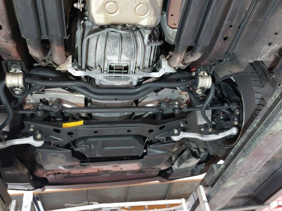 Bild 41/46 von BMW 750i (1991)