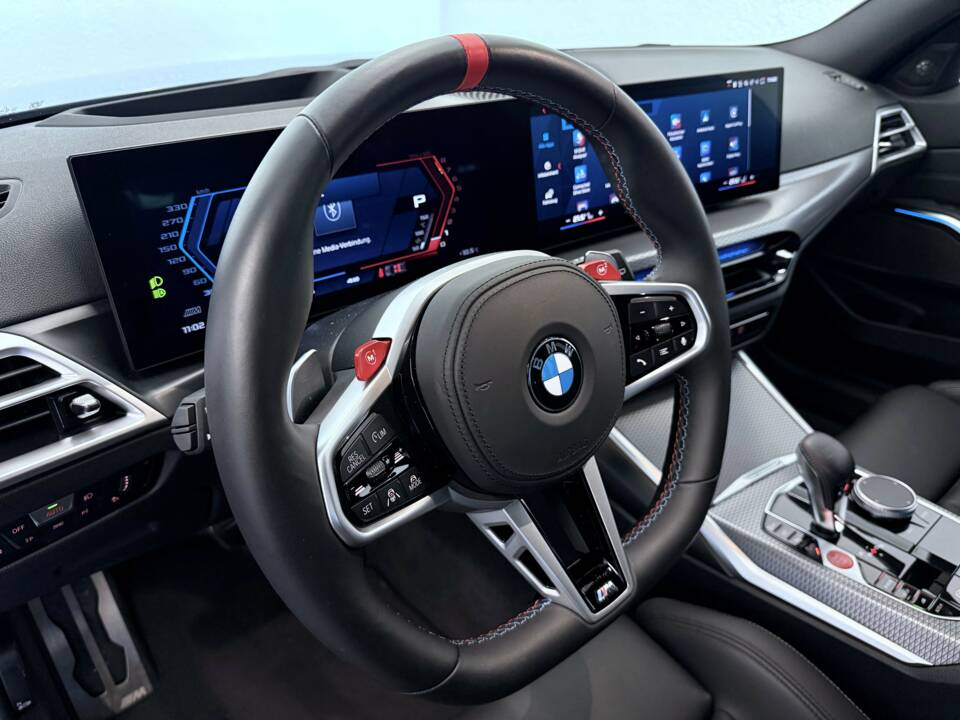 Image 18/34 of BMW M3 Competition Touring xDrive (2025)
