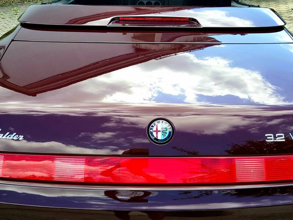 Bild 35/55 von Alfa Romeo Spider 3.2 V6 24V (2004)