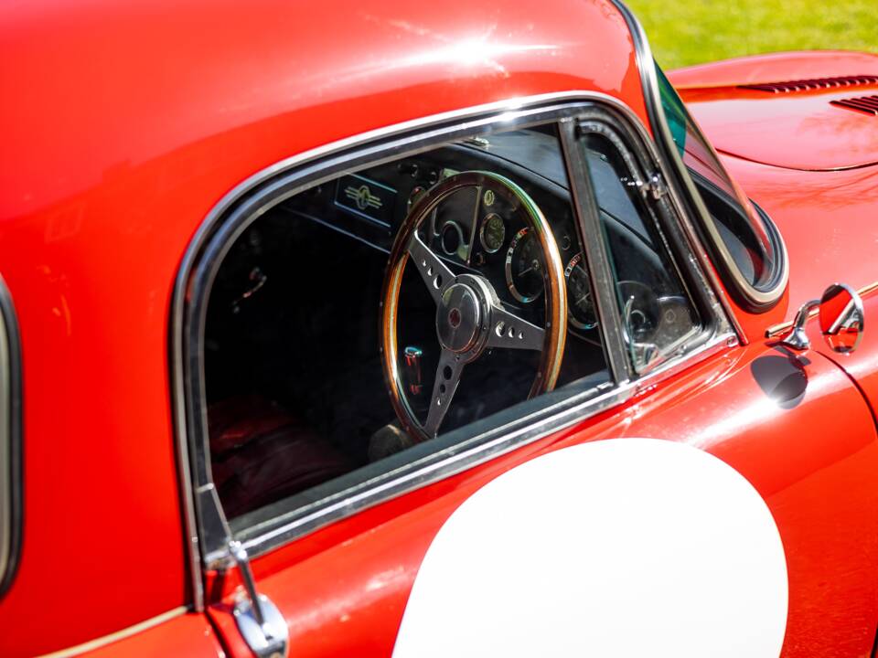 Image 34/50 de MG MGA 1500 (1957)