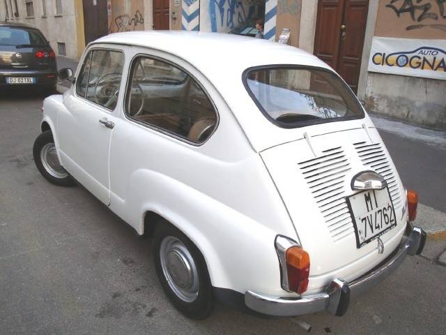Image 2/14 of FIAT 600 D (1966)