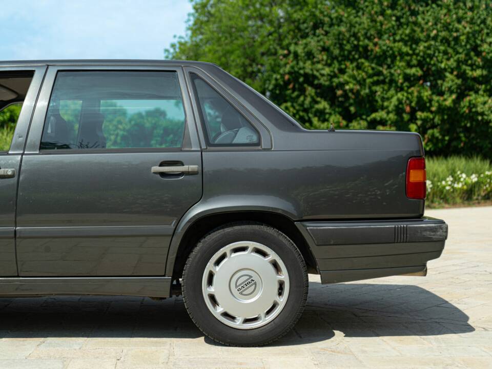 Obraz 13/48 pojazdu Volvo 850 2.0 20V (1992)