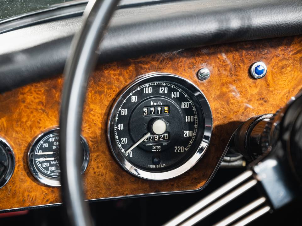 Image 14/50 de Austin-Healey 3000 Mk III (BJ8) (1964)