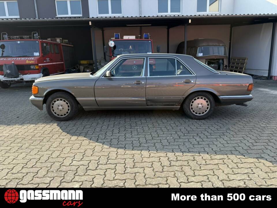 Image 6/15 of Mercedes-Benz 500 SE (1990)