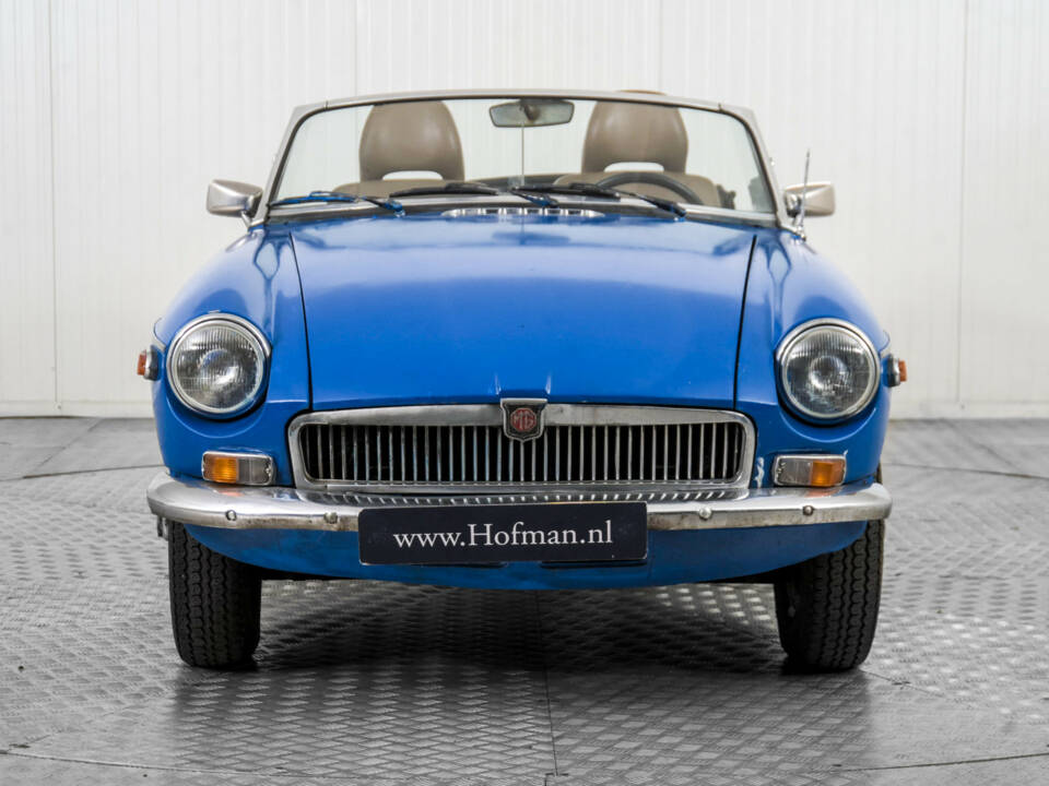 Afbeelding 14/50 van MG MGB (1978)