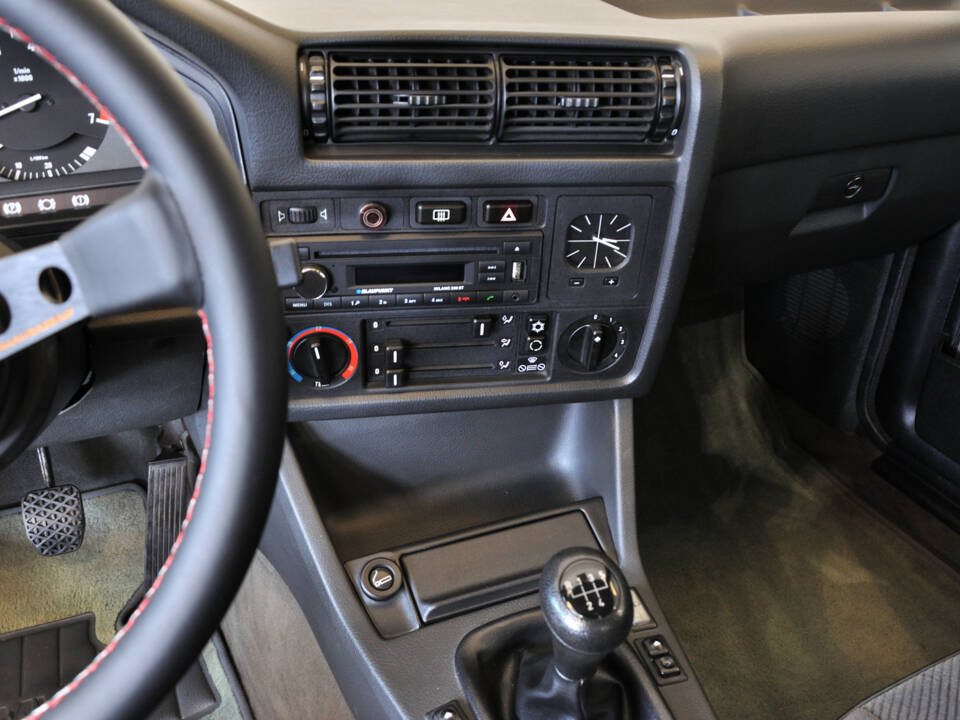 Imagen 29/40 de BMW 325ix (1989)