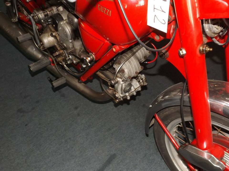 Immagine 12/35 di Moto Guzzi Falcone Turismo (1973)