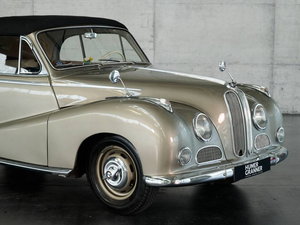 Immagine 26/50 di BMW 502 Baur (1955)