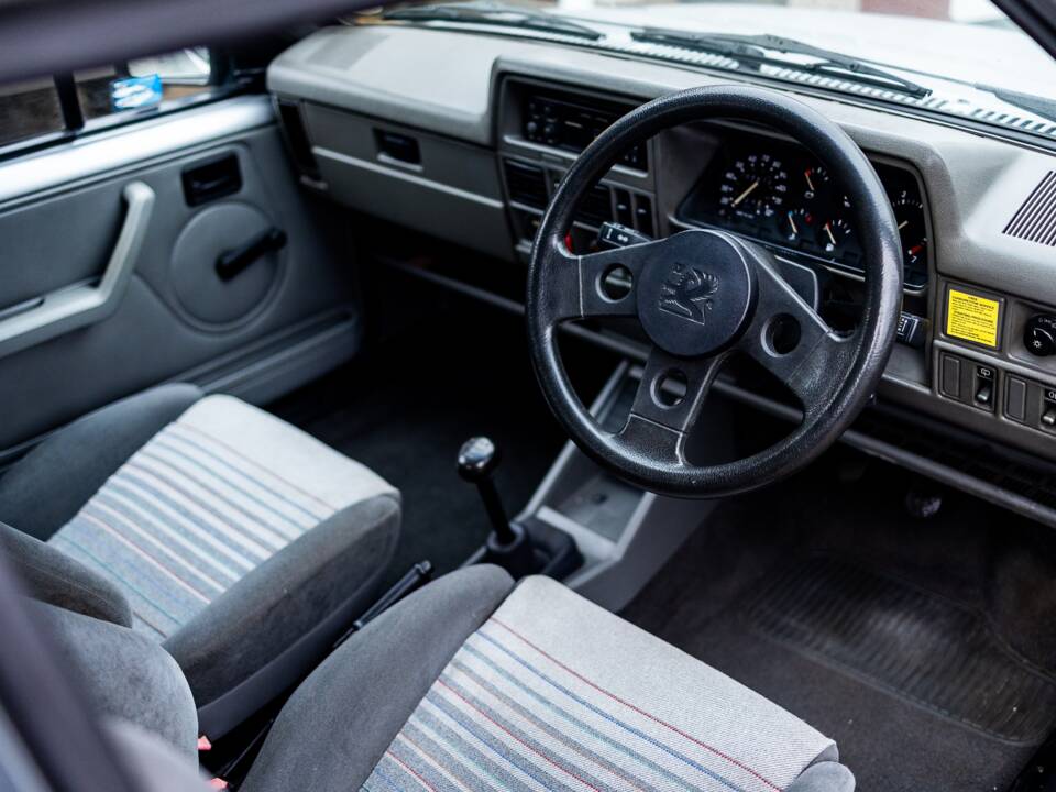 Image 30/40 of Vauxhall Nova 1.3 (1989)