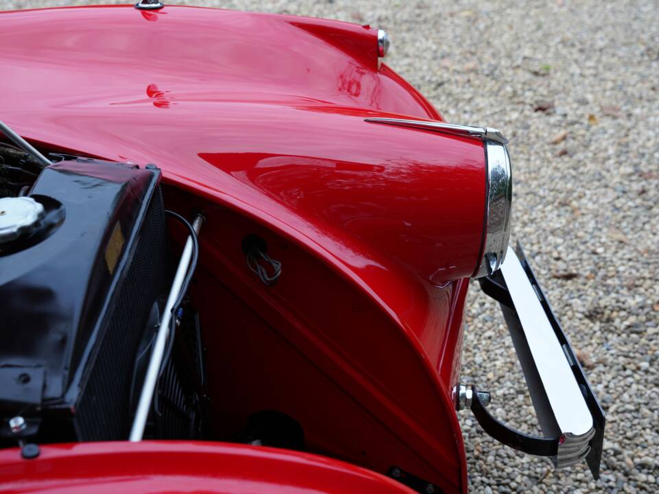 Imagen 42/50 de Jaguar XK 120 OTS (1954)