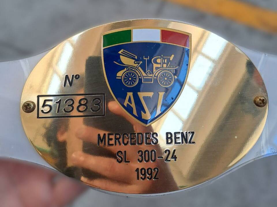 Image 12/50 de Mercedes-Benz 300 SL-24 (1992)