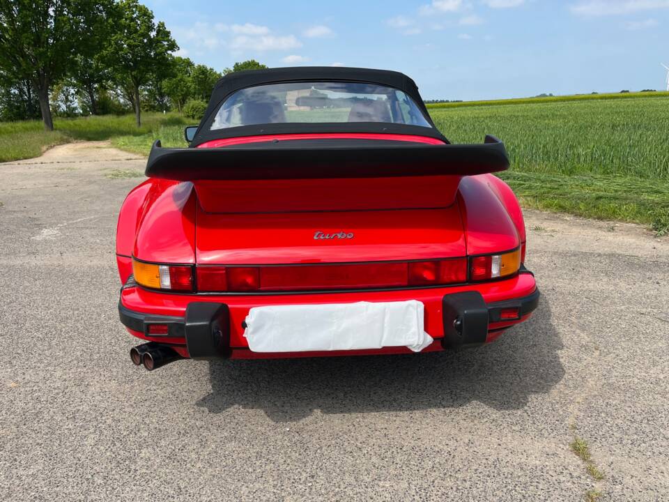 Immagine 10/19 di Porsche 911 Turbo 3.3 (1988)