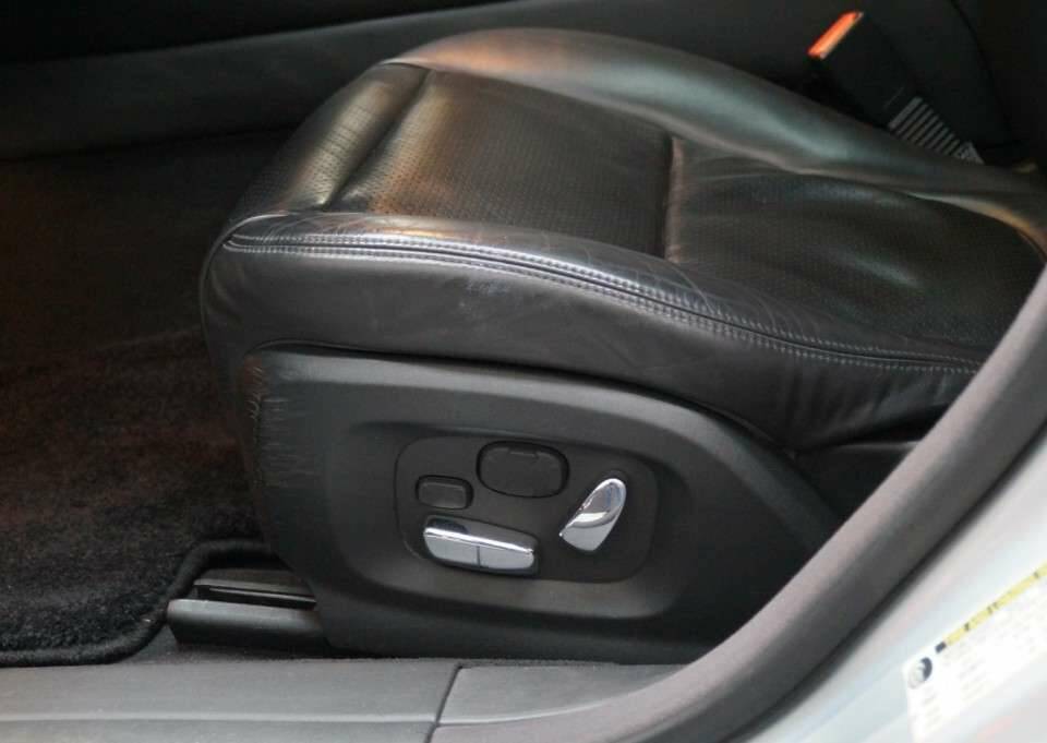 Image 43/50 of Jaguar XJ 8 4.2 (2007)
