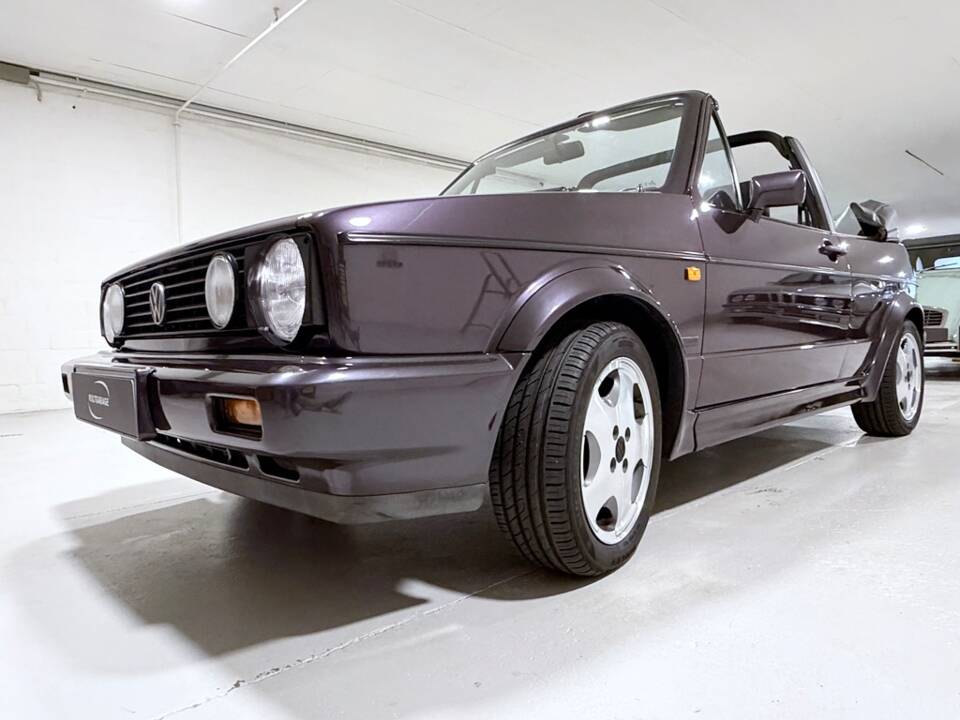 Image 22/22 of Volkswagen Golf Mk I Convertible 1.8 (1993)