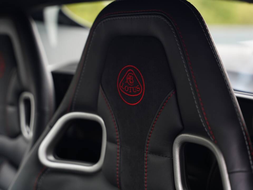 Image 18/50 of Lotus Elise Sport 240 &quot;Final Edition&quot; (2022)