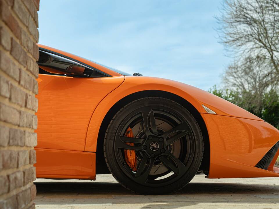 Image 9/50 of Lamborghini Murciélago (2003)