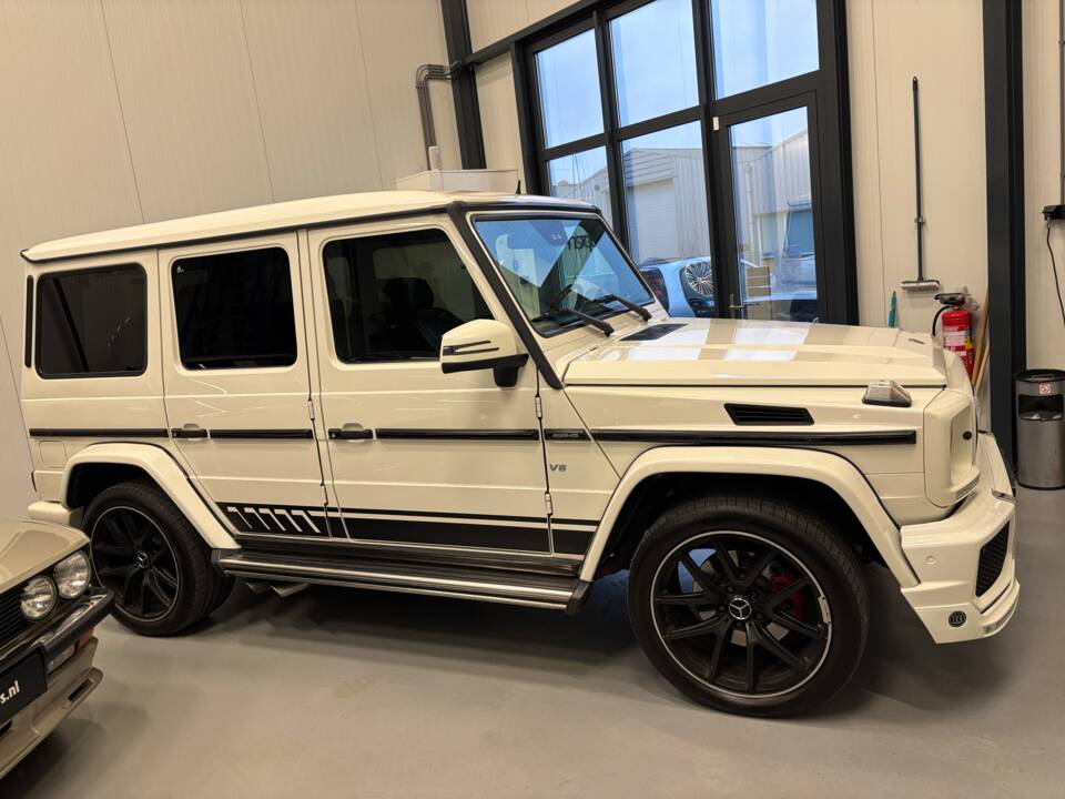 Image 51/53 of Mercedes-Benz G 55 AMG Kompressor (LWB) (2009)