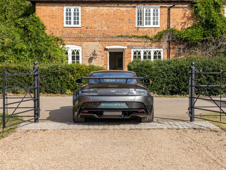 Image 26/50 de Aston Martin Vantage GT8 (2017)