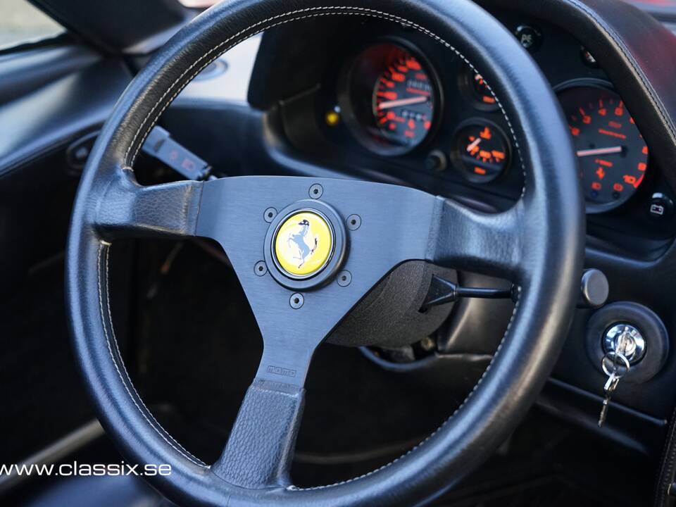 Image 15/27 de Ferrari 328 GTB (1985)