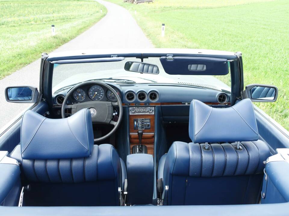 Image 6/37 de Mercedes-Benz 450 SL (1978)