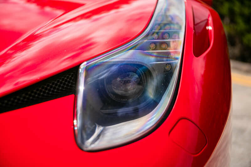 Image 45/50 of Ferrari 458 Italia (2012)