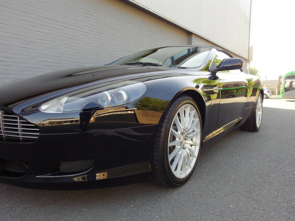 Bild 30/99 von Aston Martin DB 9 Volante (2006)