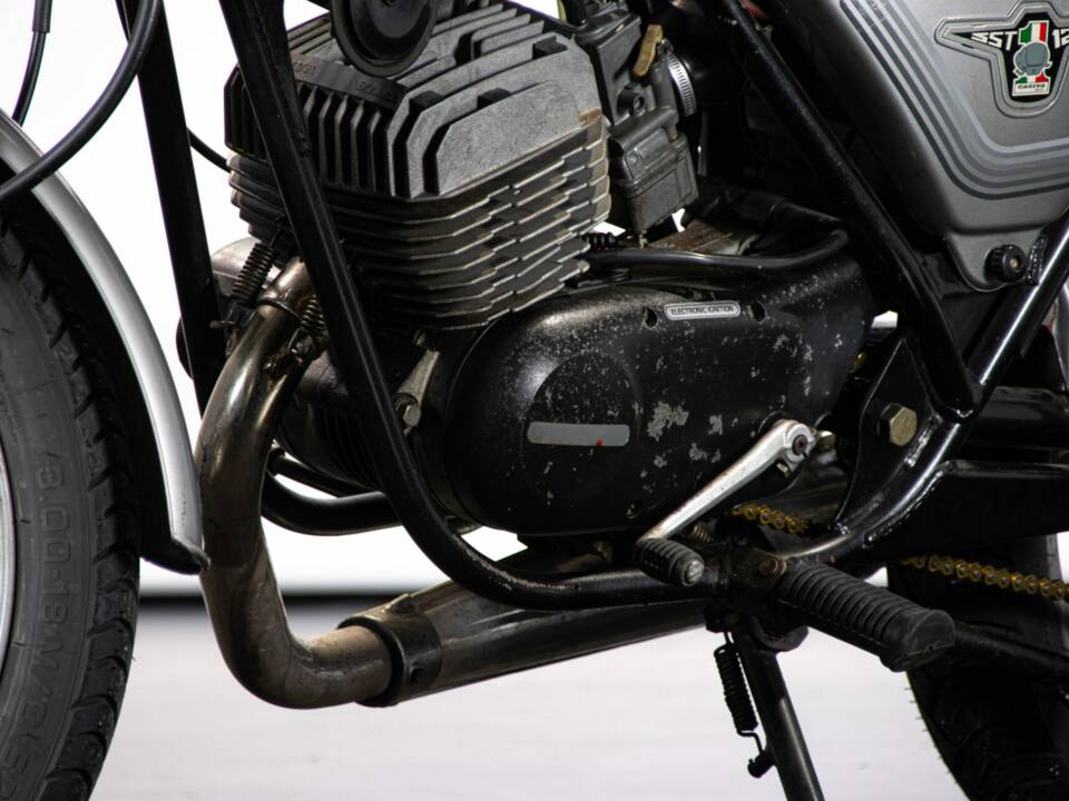 Bild 21/50 von Cagiva SST 125 (1982)