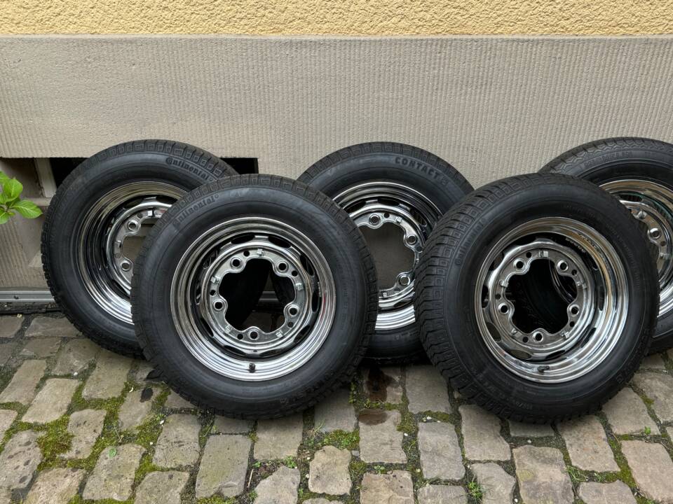 Bild 39/42 von Porsche 356 B Carrera 2/2000 GS (1963)