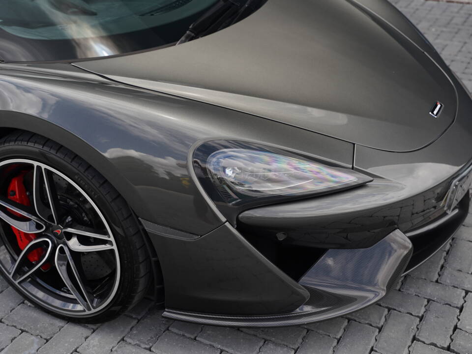 Afbeelding 33/50 van McLaren 570S (2016)