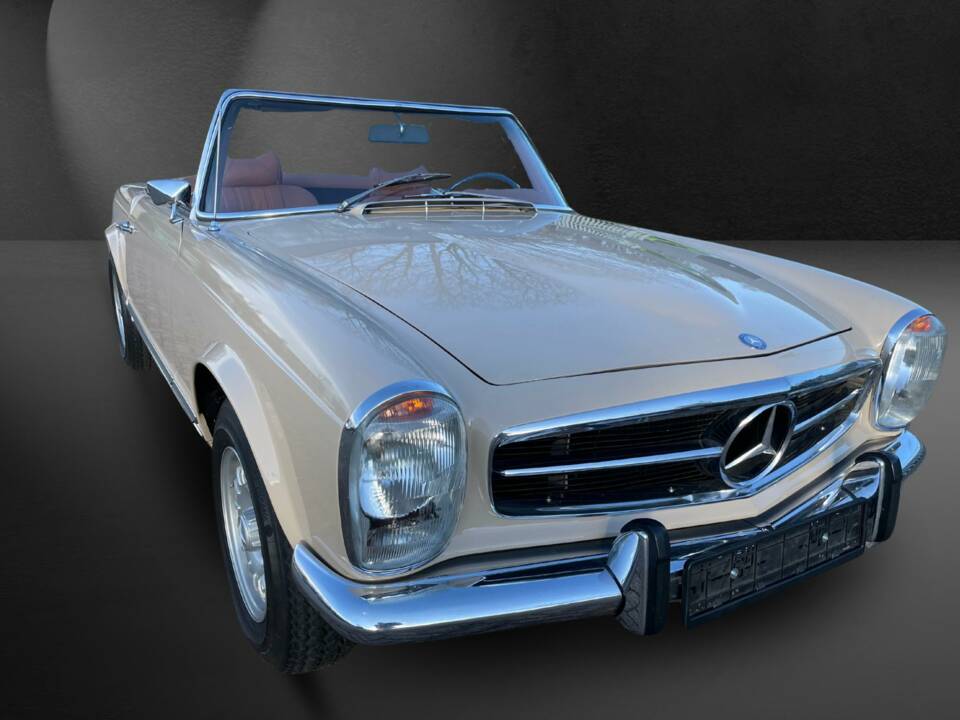 Immagine 3/50 di Mercedes-Benz 280 SL (1969)