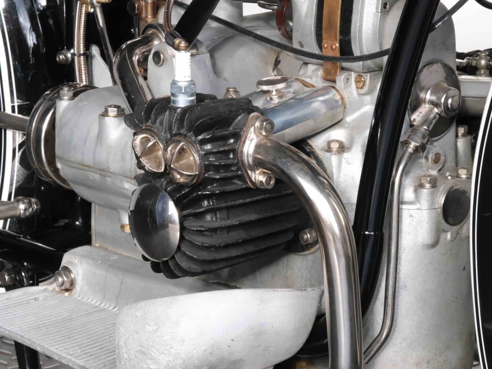 Image 29/98 of BMW R 32 (1925)