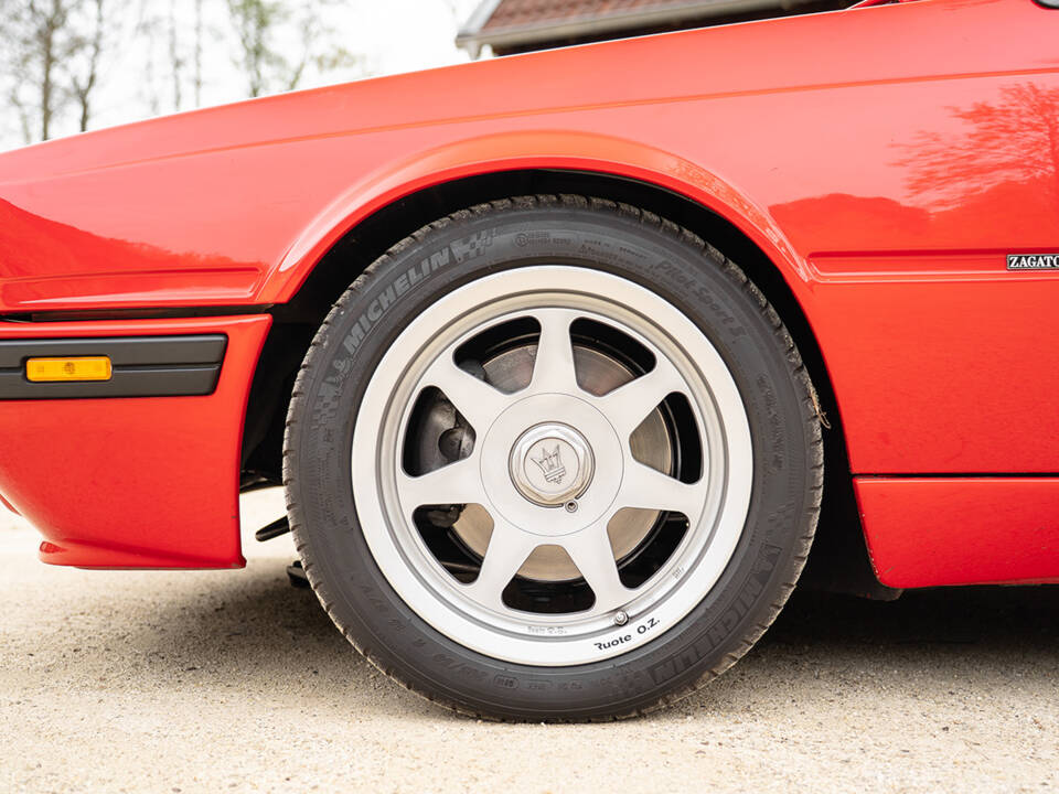 Bild 20/56 von Maserati Spyder (1991)