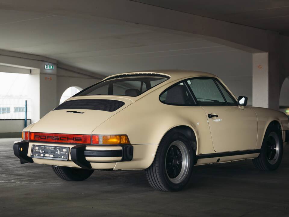 Bild 1/107 von Porsche 911 SC 3.0 (1978)