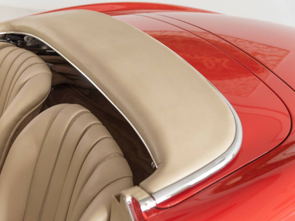 Image 32/47 de Mercedes-Benz 300 SL Roadster (1959)