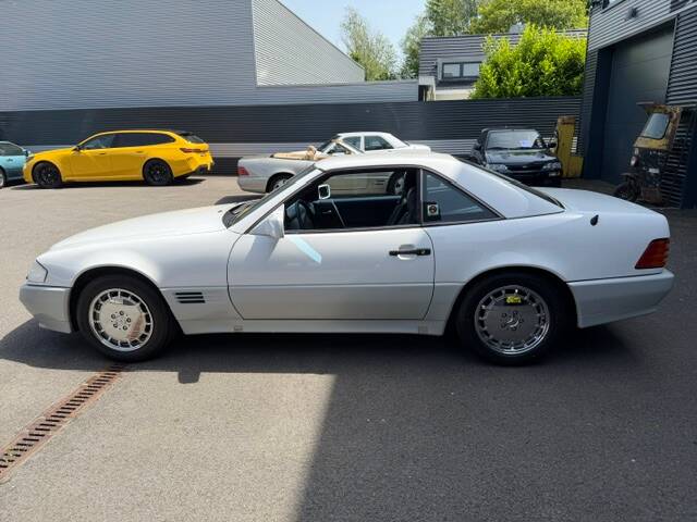 Image 8/20 of Mercedes-Benz 300 SL-24 (1992)