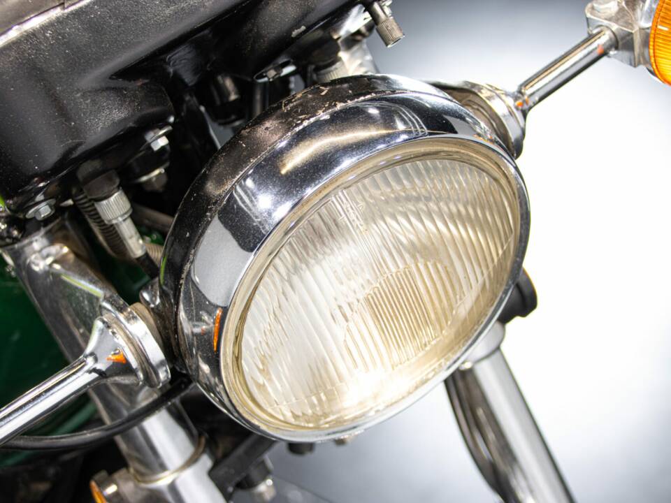 Image 36/50 of Kawasaki DUMMY (1973)