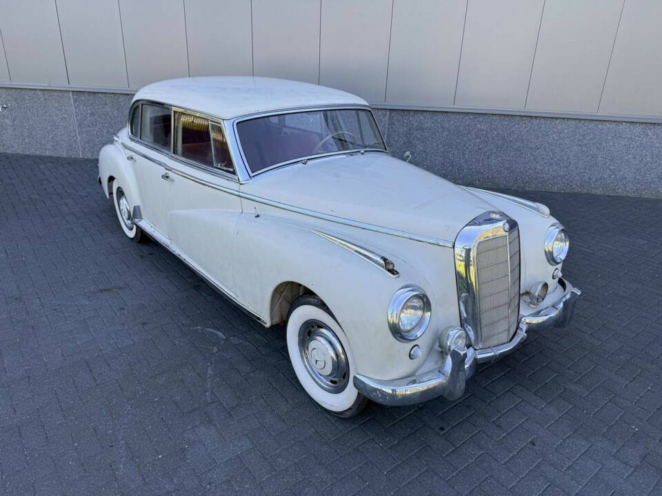 Afbeelding 11/50 van Mercedes-Benz 300 c (1956)