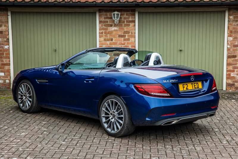 Image 4/50 of Mercedes-Benz SLC 250 d (2017)