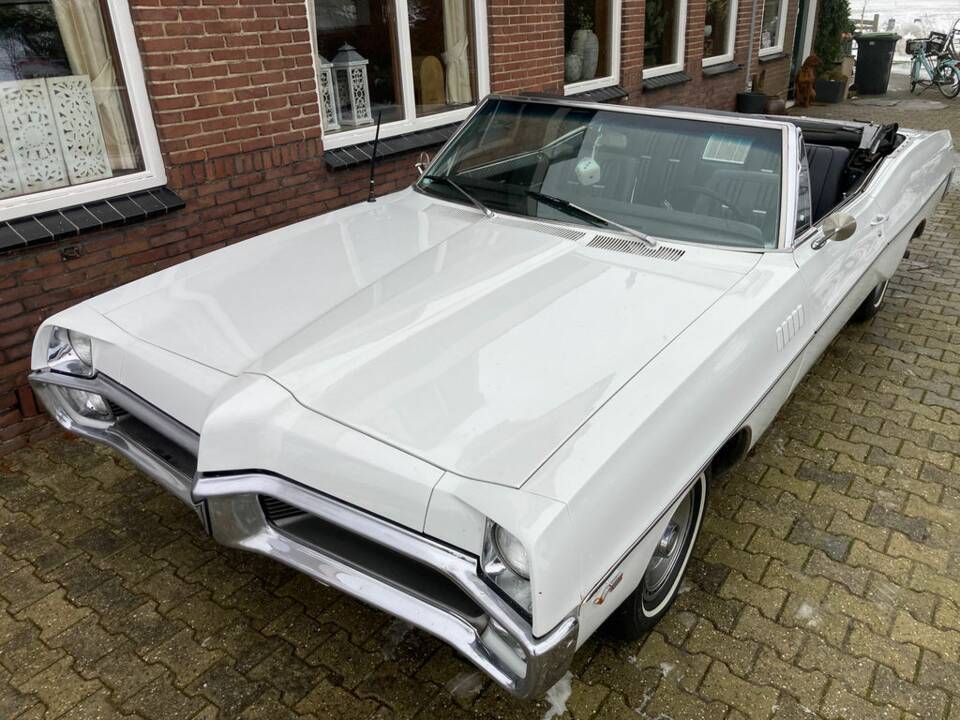 Bild 6/8 von Pontiac Parisienne (1967)