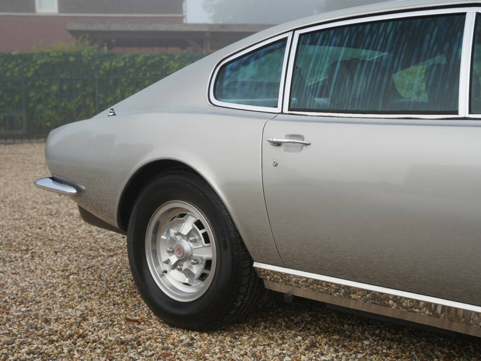 Bild 38/50 von Aston Martin V8 (1974)