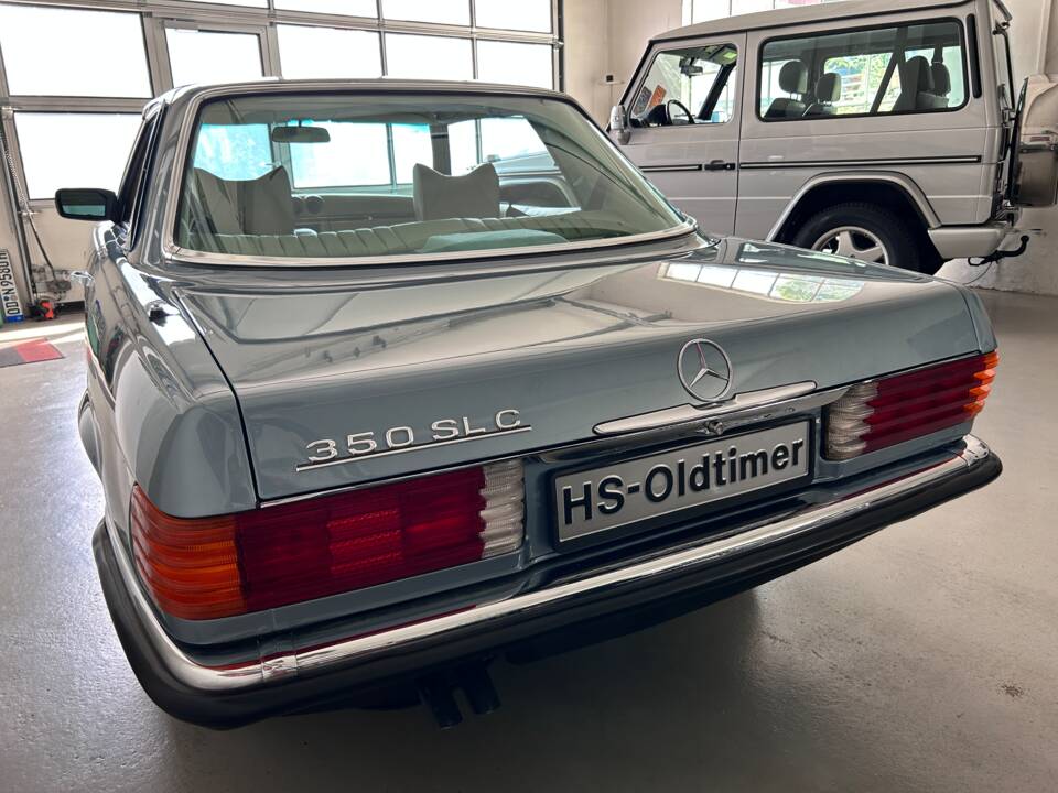 Image 19/39 de Mercedes-Benz 350 SLC (1978)