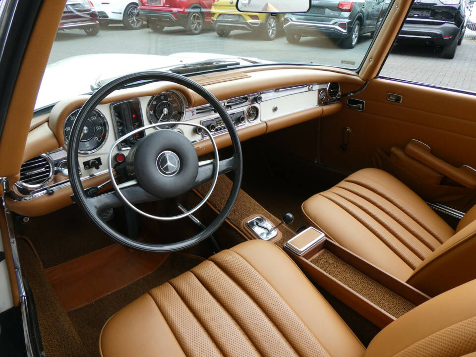 Bild 9/30 von Mercedes-Benz 280 SL (1970)
