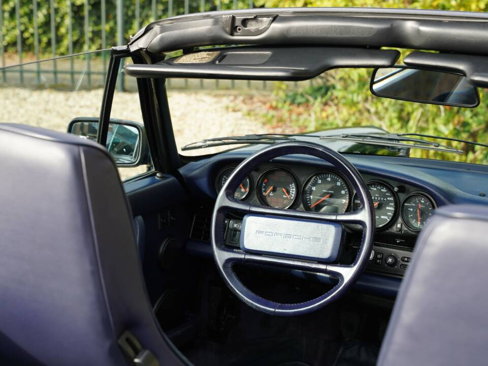 Afbeelding 27/50 van Porsche 911 Carrera 2 (1991)