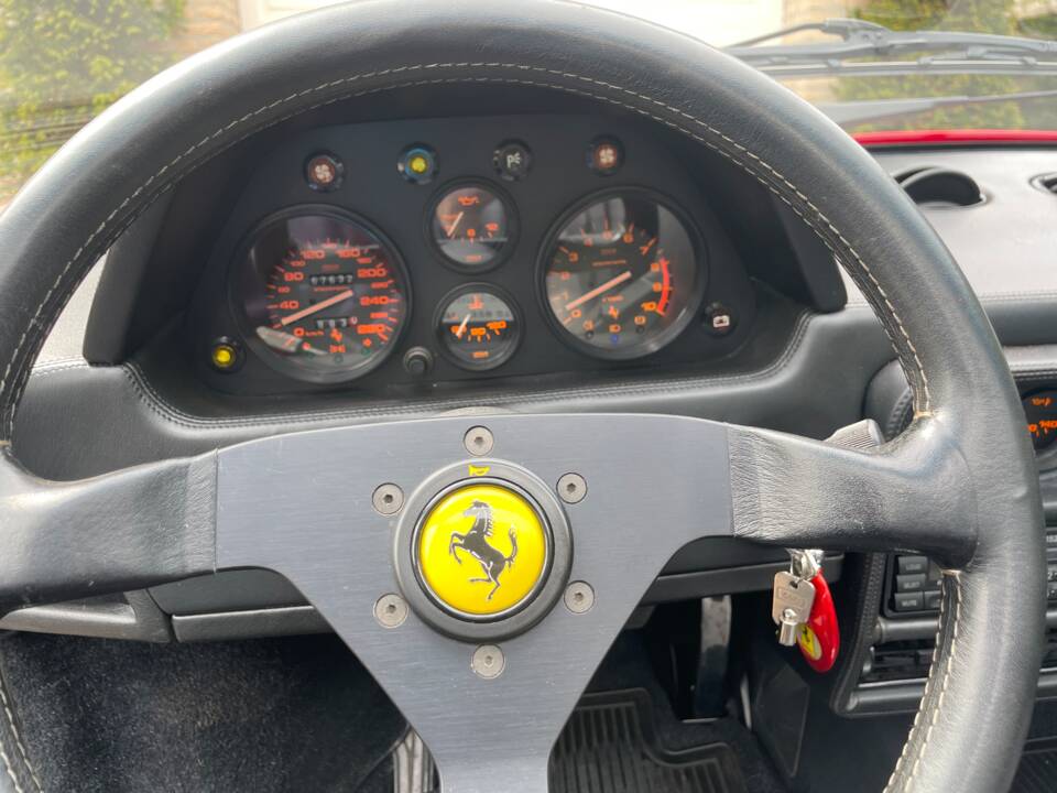 Image 27/48 of Ferrari 328 GTS (1989)