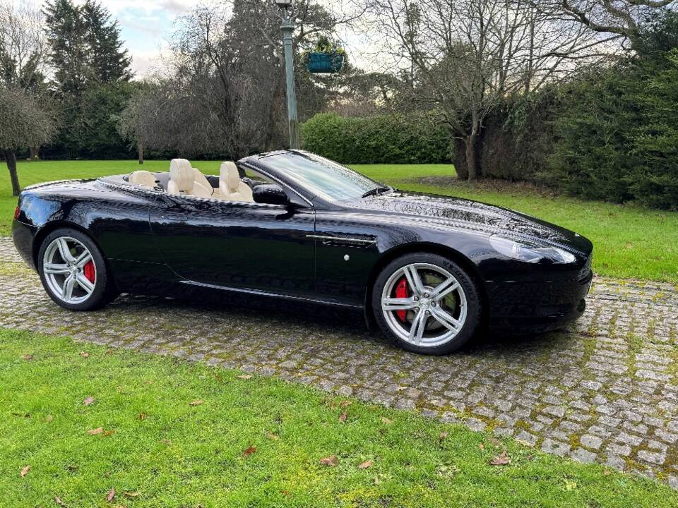 Bild 17/38 von Aston Martin DB 9 Volante (2008)