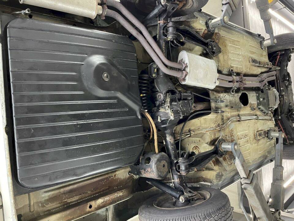 Image 32/36 of Mercedes-Benz 280 SL (1969)